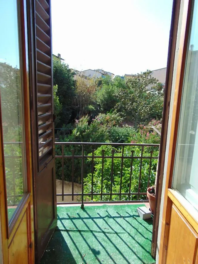 Cute Florence House